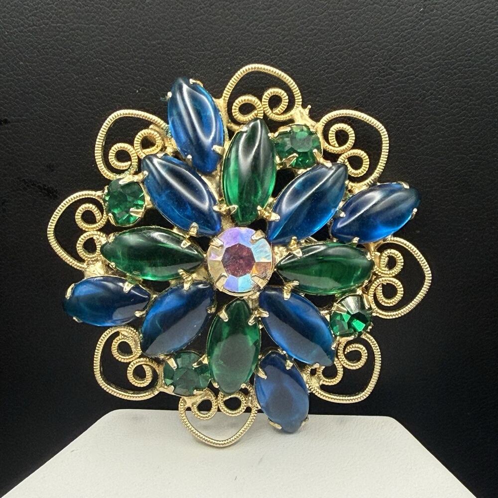 Vintage Blue Green Marquise Rhinestone Brooch Gold Tone Aurora Borealis Center
